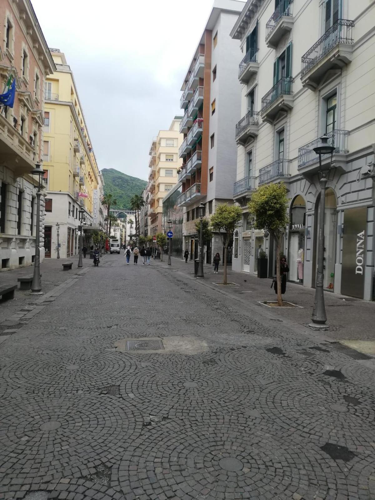 Holiday Home Lamberti 1870 Salerno Luaran gambar